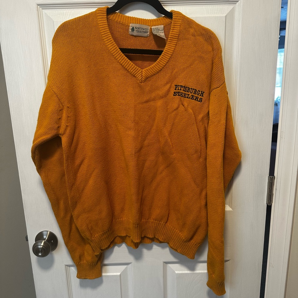 Vintage Steelers 90’s Gold Sweater - Men’s Size M - 100% Cotton